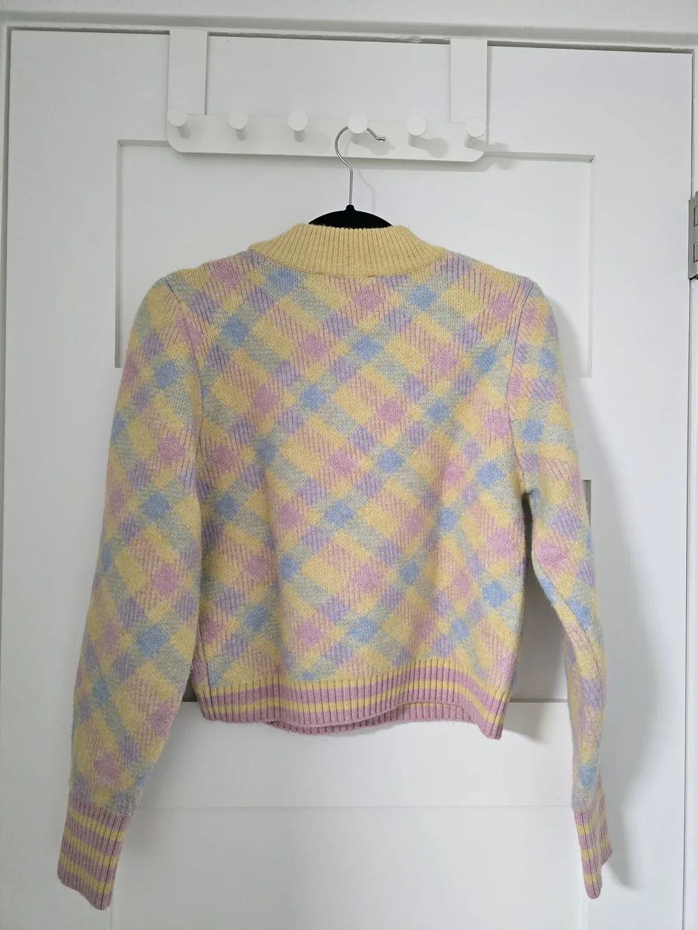 Zara Pastel Argyle Cowl Sweater in Yellow, Pink & Blue - Picture 3 of 3